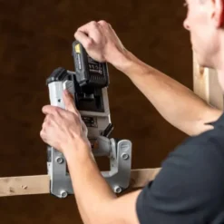 Batavia Lampada a LED 18V potente e compatta, solo corpo macchina