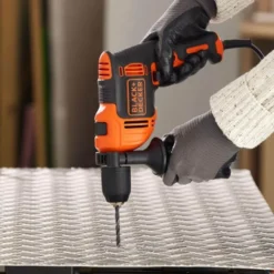 Black+decker Trapano a percussione 710 w