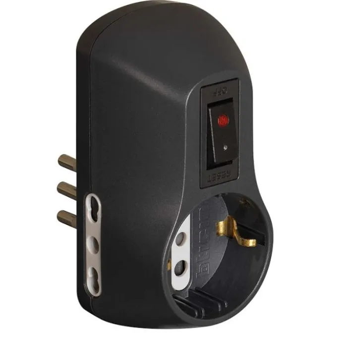 Bticino Adattatore safe 1 presa standard tedesca e 2 prese 10a con interruttore di sicurezza - nero