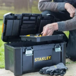 Cassetta portautensili stanley essential, 19", cerniere di chiusura in metallo, cm 48,2x25,4x25