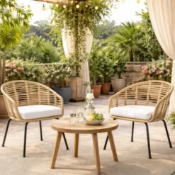 Gardenia Sedia poltrona venezia, struttura metallo nero, seduta rattan naturale in resina pe